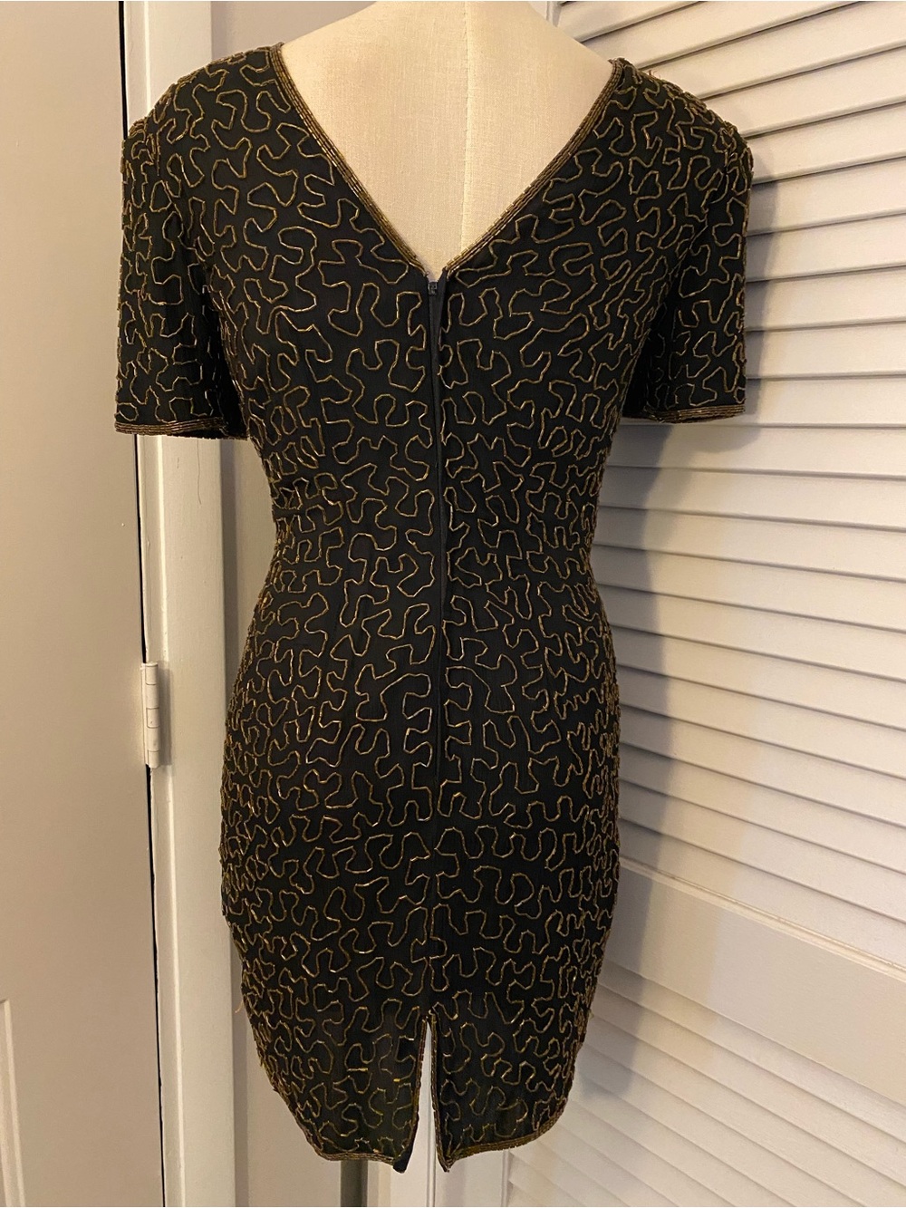 Vintage 80’s “Joan Leslie” Black Silk w/ Gold Beading Cocktail Dress- Size 4P - Picture 5 of 8